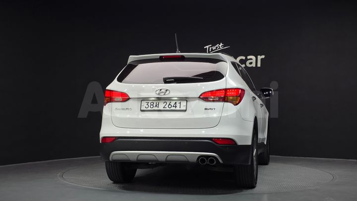 Hyundai SantaFe 2013 — 4