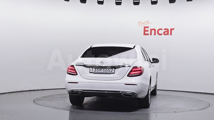 Mercedes-Benz E Class 2019 — 4