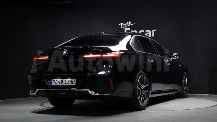 BMW 7 Series 2025 — 2