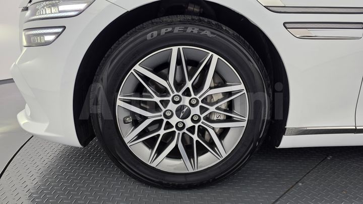 Genesis G80 2025 — 5