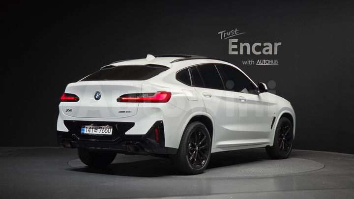 BMW X4 2025 — 2