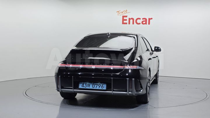 Hyundai Ioniq 2023 — 4