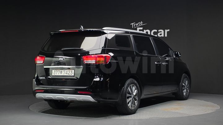 Kia Carnival 2018 — 2