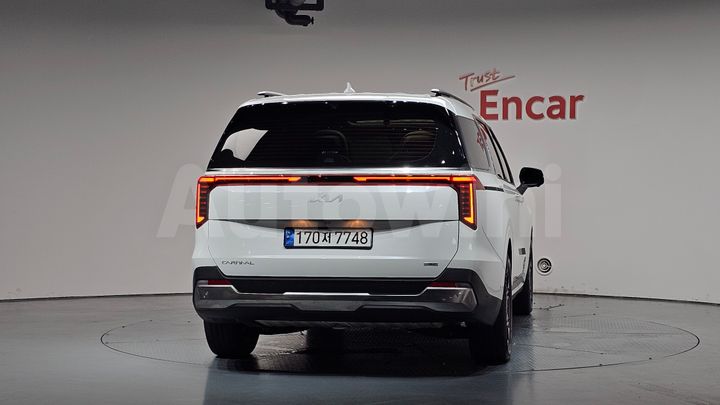 Kia Carnival 2024 — 4