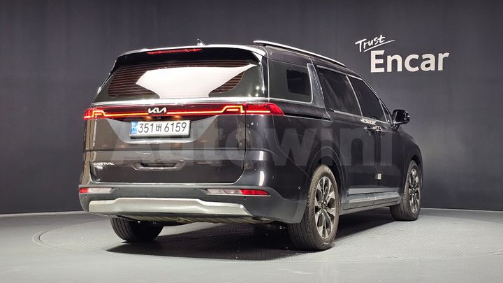 Kia Carnival 2022 — 2