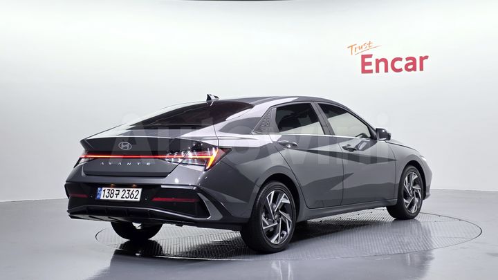 Hyundai Avante 2025 — 2