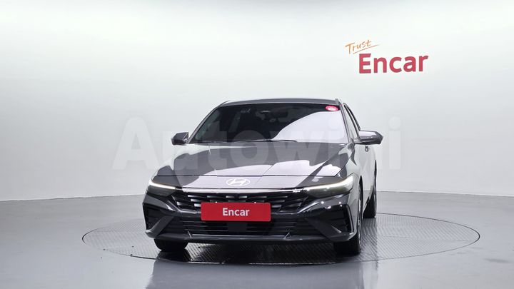 Hyundai Avante 2025 — 3