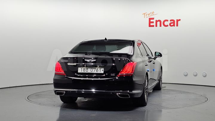 Genesis EQ900 2016 — 4