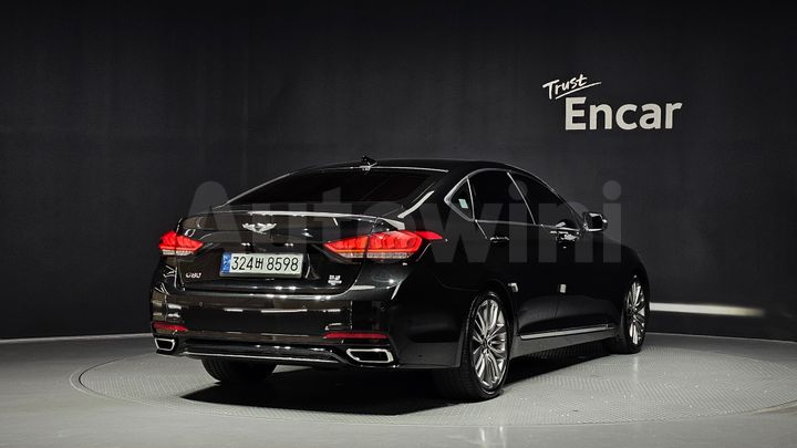 Genesis G80 2018 — 2