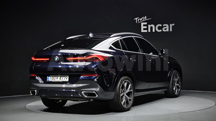 BMW X6 2021 — 2