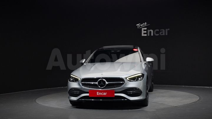 Mercedes Benz C Class 2023 — 3