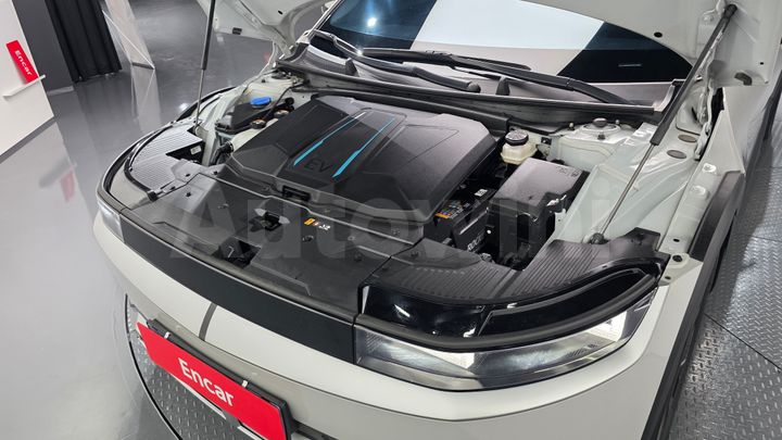 Hyundai Ioniq5 2024 — 5
