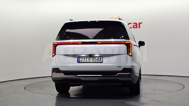 Kia Carnival 2024 — 4