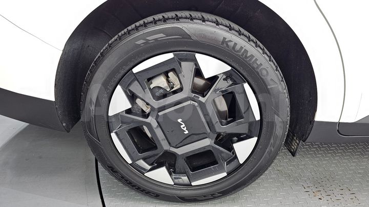 Kia Carnival 2024 — 5