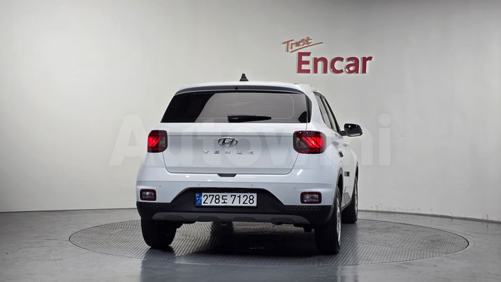 Hyundai Venue 2024 — 4