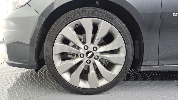 Chevrolet Malibu 2018 — 5