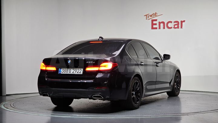 BMW 5 Series 2017 — 2