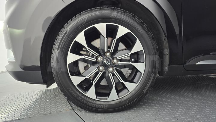 Kia Carnival 2021 — 5