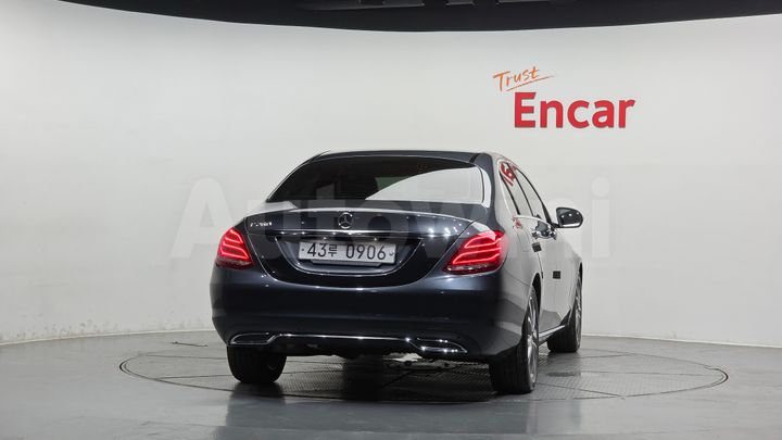 Mercedes-Benz C Class 2016 — 4