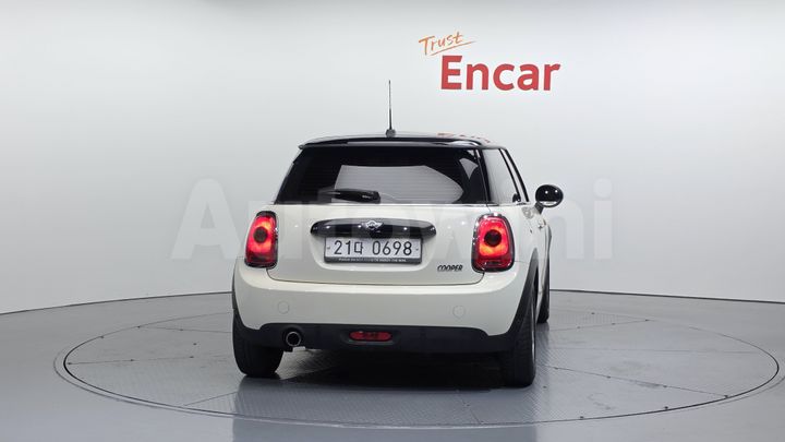 Mini Cooper 2016 — 4