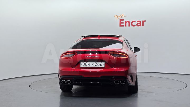 Kia Stinger 2018 — 4