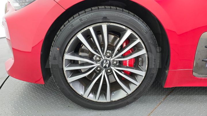 Kia Stinger 2018 — 5