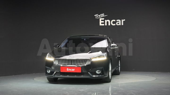 Kia K7 2019 — 3