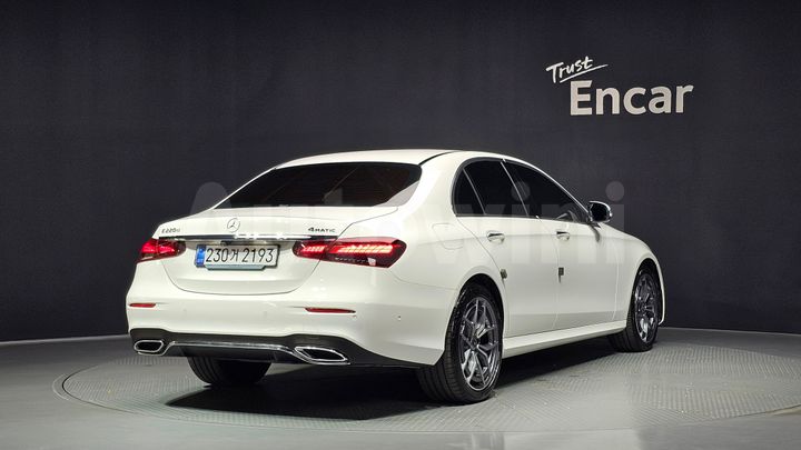 Mercedes-Benz E Class 2023 — 2