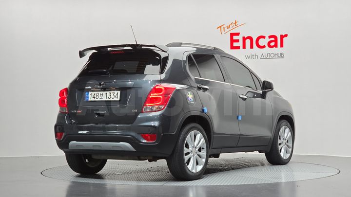 Chevrolet Trax 2017 — 2