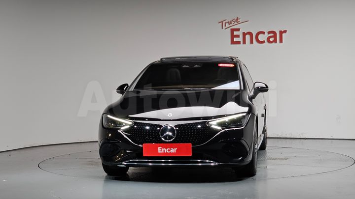 Mercedes-Benz EQE 2023 — 2