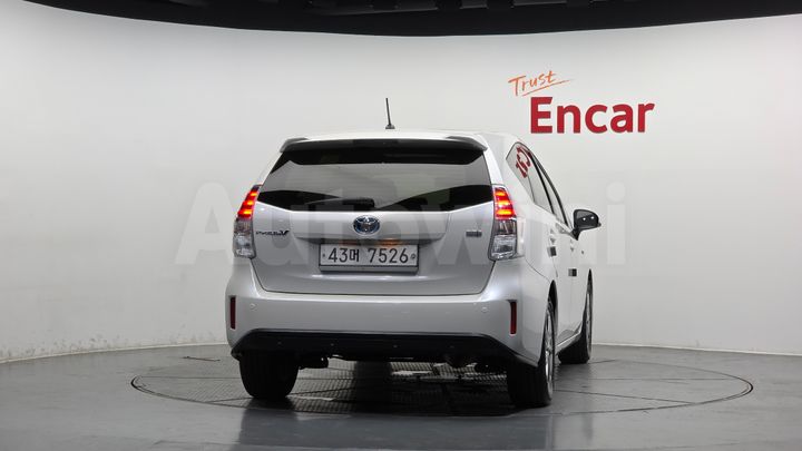 Toyota Prius 2015 — 4