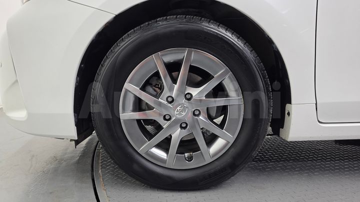 Toyota Prius 2015 — 5