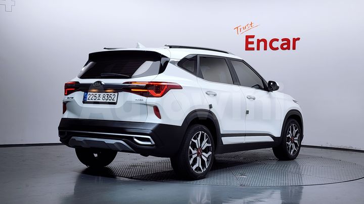 Kia Seltos 2022 — 2