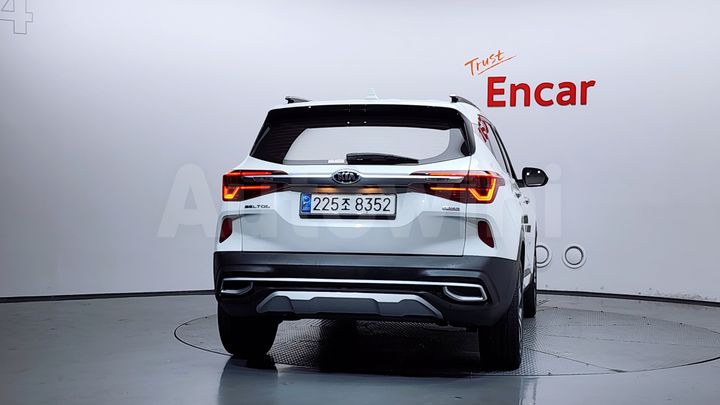 Kia Seltos 2022 — 4
