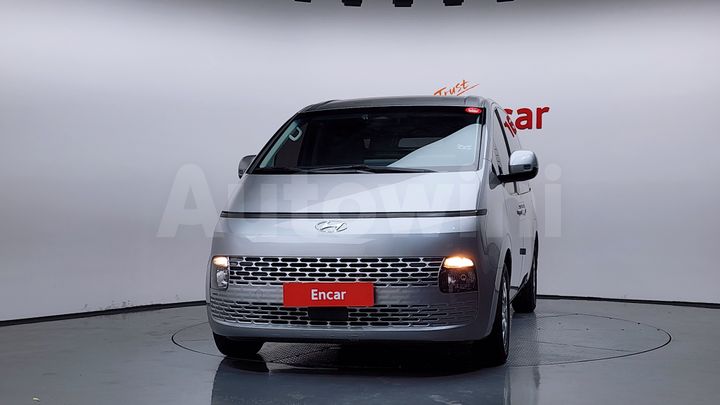 Hyundai Staria 2022 — 3