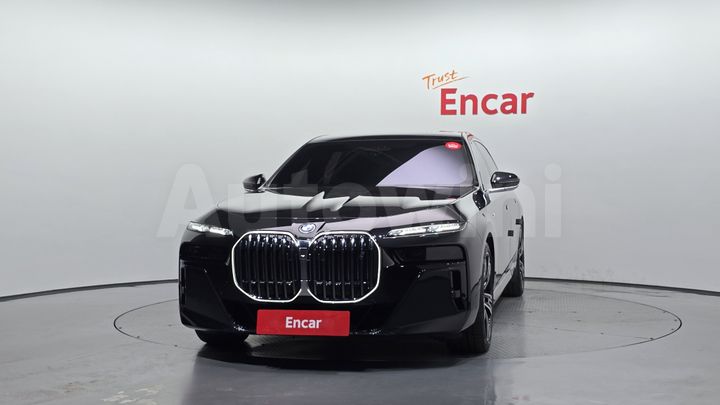 BMW i7 2025 — 3