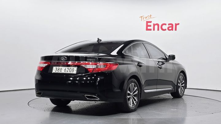 Hyundai Grandeur 2011 — 2