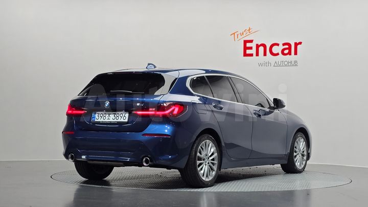 BMW 1 Series 2021 — 2