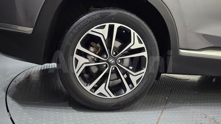 Hyundai SantaFe 2019 — 5
