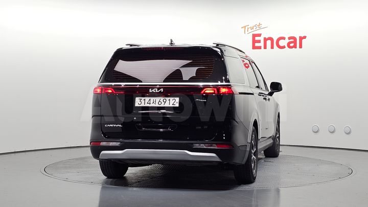 Kia Carnival 2022 — 4