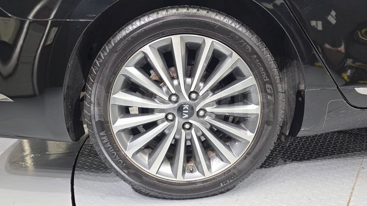 Kia K7 2017 — 5