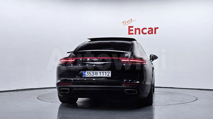 Porsche Panamera 2018 — 4
