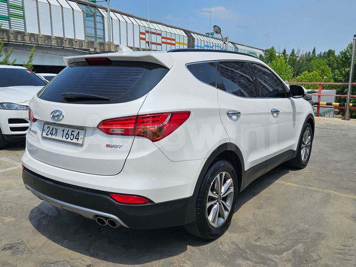 Hyundai SantaFe 2015 — 5