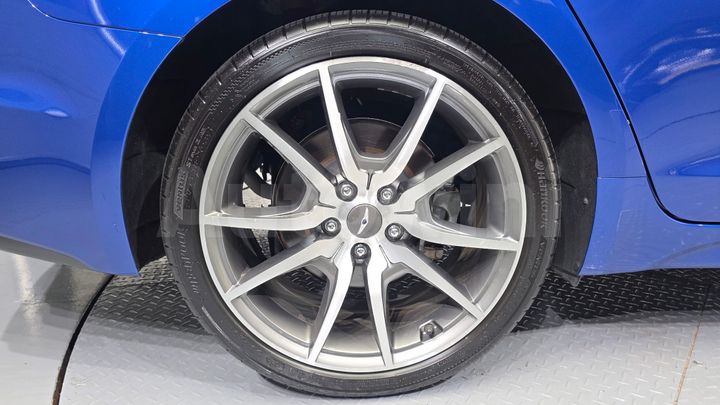 Genesis G70 2019 — 5