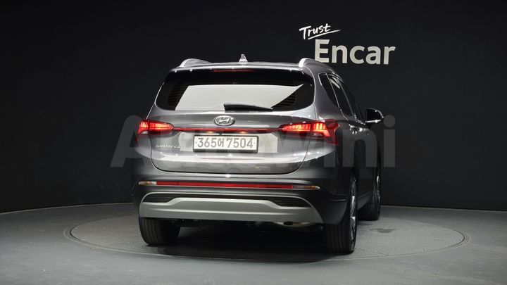 Hyundai SantaFe 2022 — 4