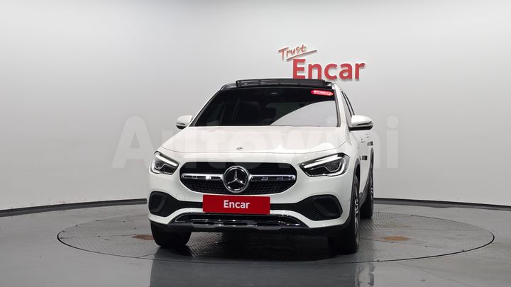 Mercedes-Benz GLA Class 2021 — 2
