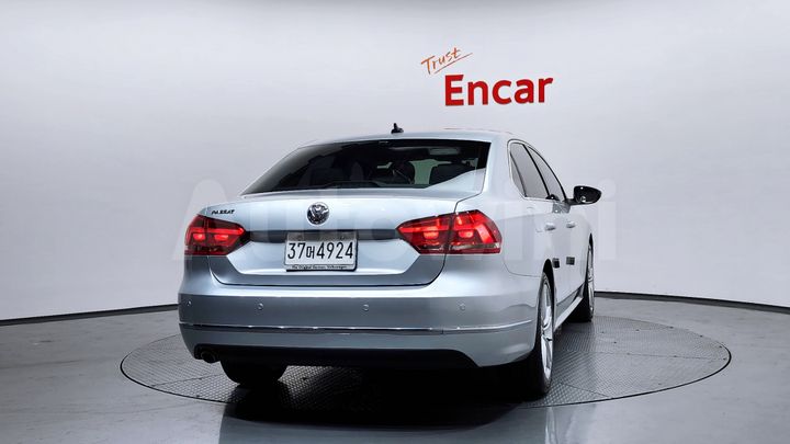 Volkswagen Passat 2015 — 4
