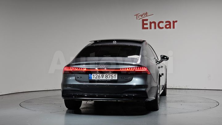 Audi A7 2022 — 3