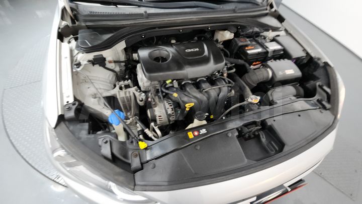 Hyundai Avante 2017 — 5