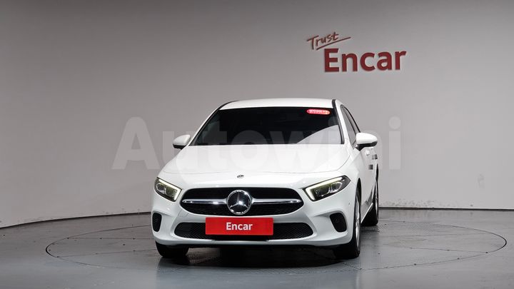 Mercedes-Benz A Class 2019 — 2